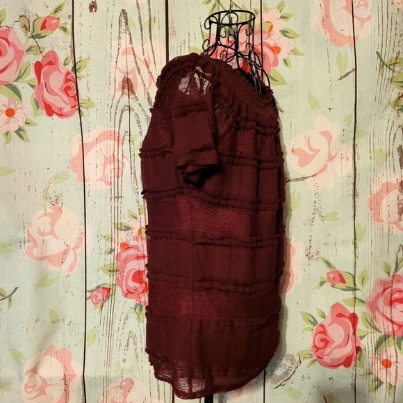 Time And Tru Mesh Ruffled Tunic - Picture 3 of 4